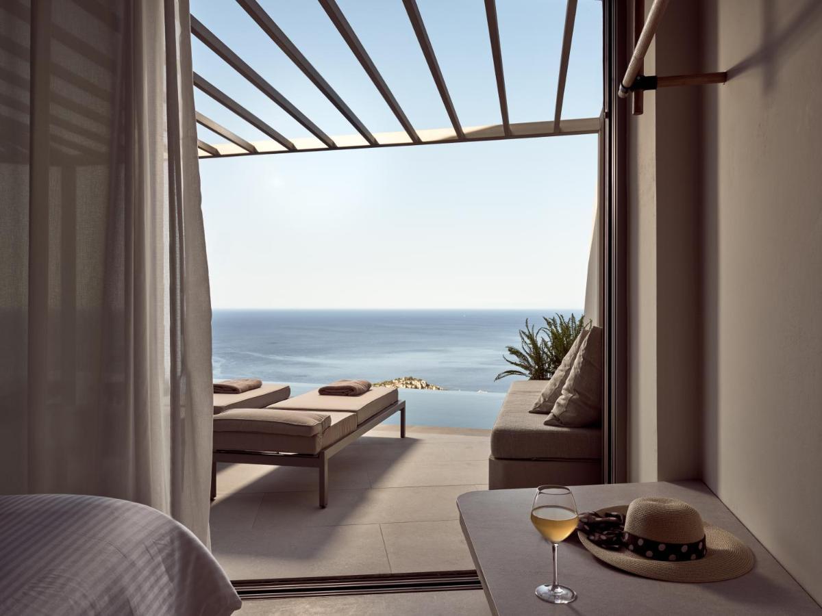 Yoma Cove Suites Volimes Exterior photo