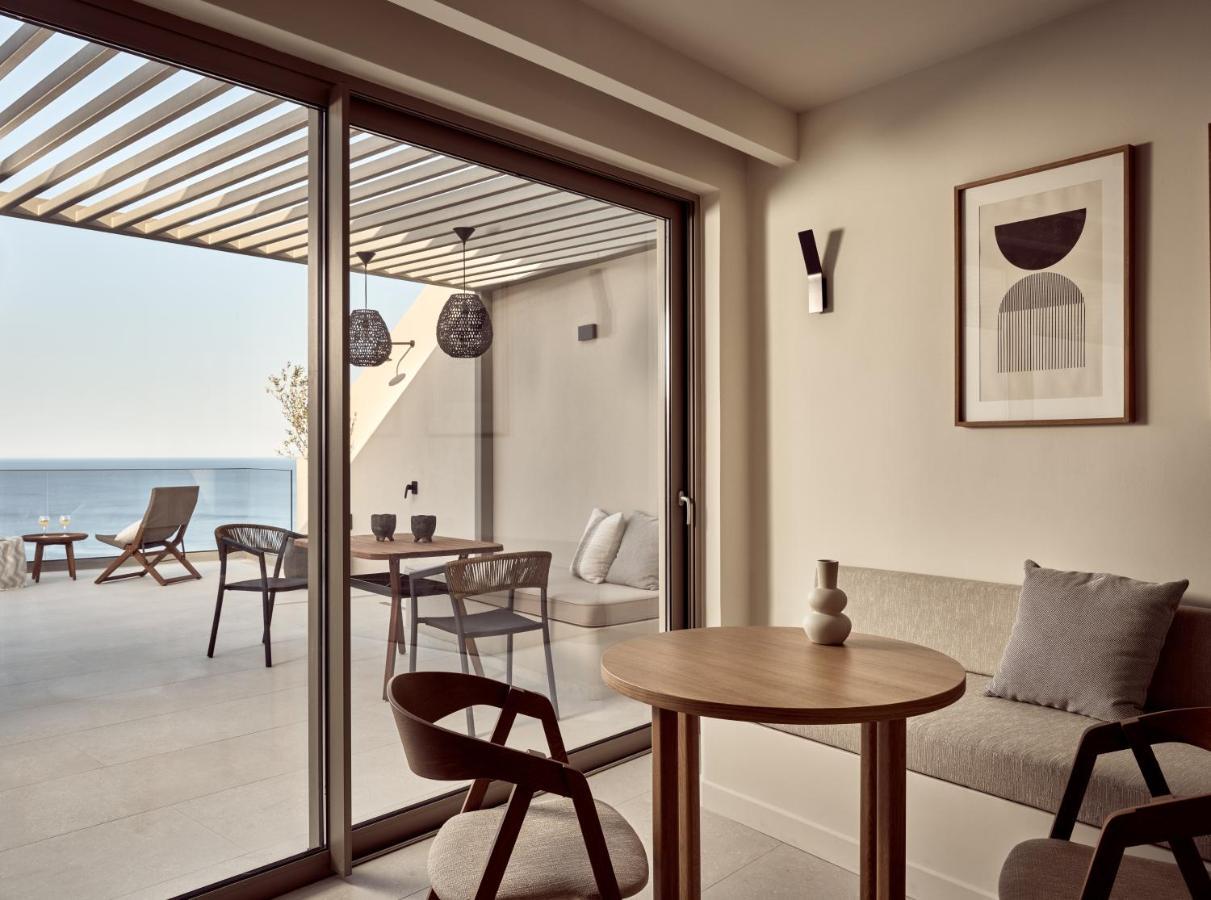 Yoma Cove Suites Volimes Exterior photo