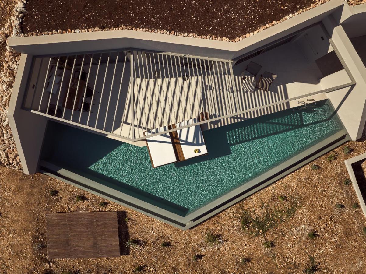 Yoma Cove Suites Volimes Exterior photo