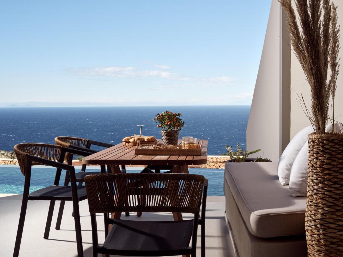 Yoma Cove Suites Volimes Exterior photo