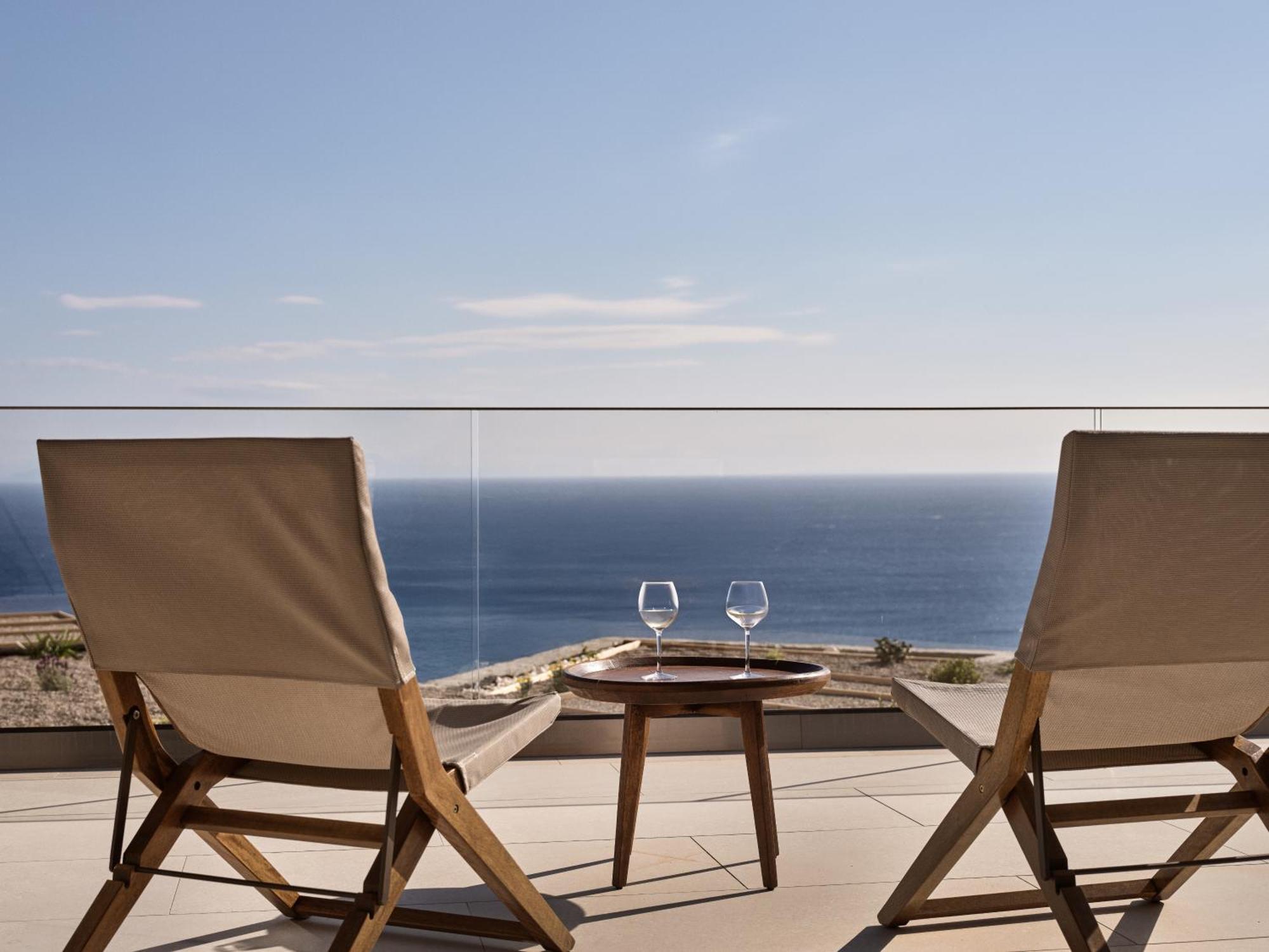 Yoma Cove Suites Volimes Exterior photo