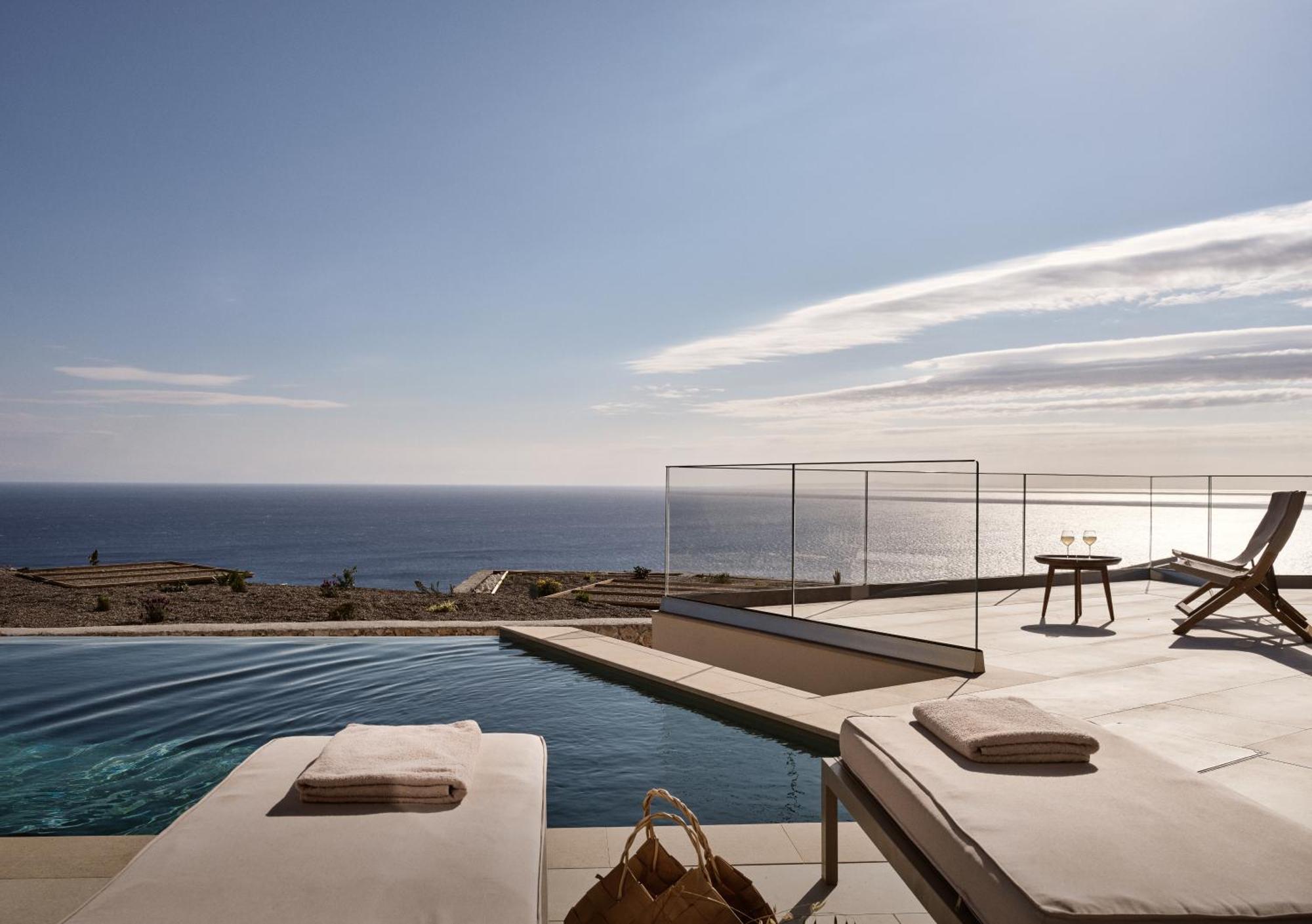 Yoma Cove Suites Volimes Exterior photo